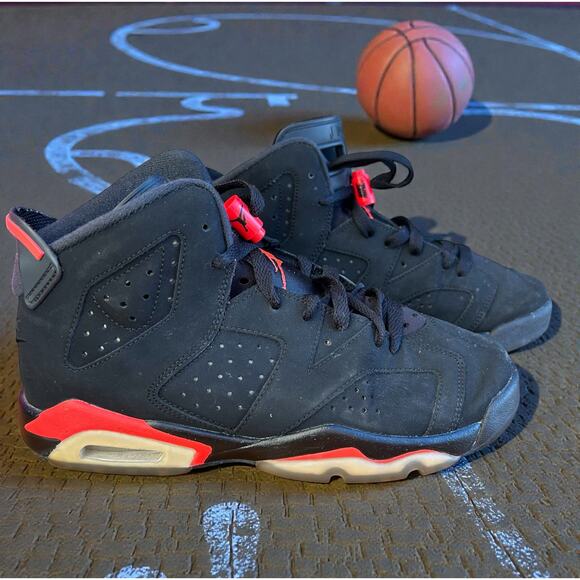 Air Jordan Retro 6 Black Infrared GS Size 6Y - Picture 3 of 9